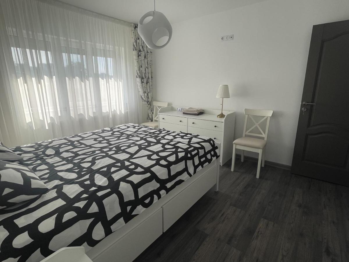 Vulcan Apartment Buzău Exterior photo